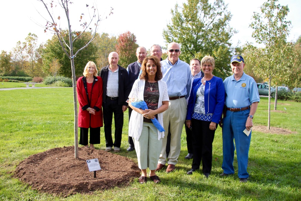 Rotary Club dedicates tree to Plainfield Teacher of the Year